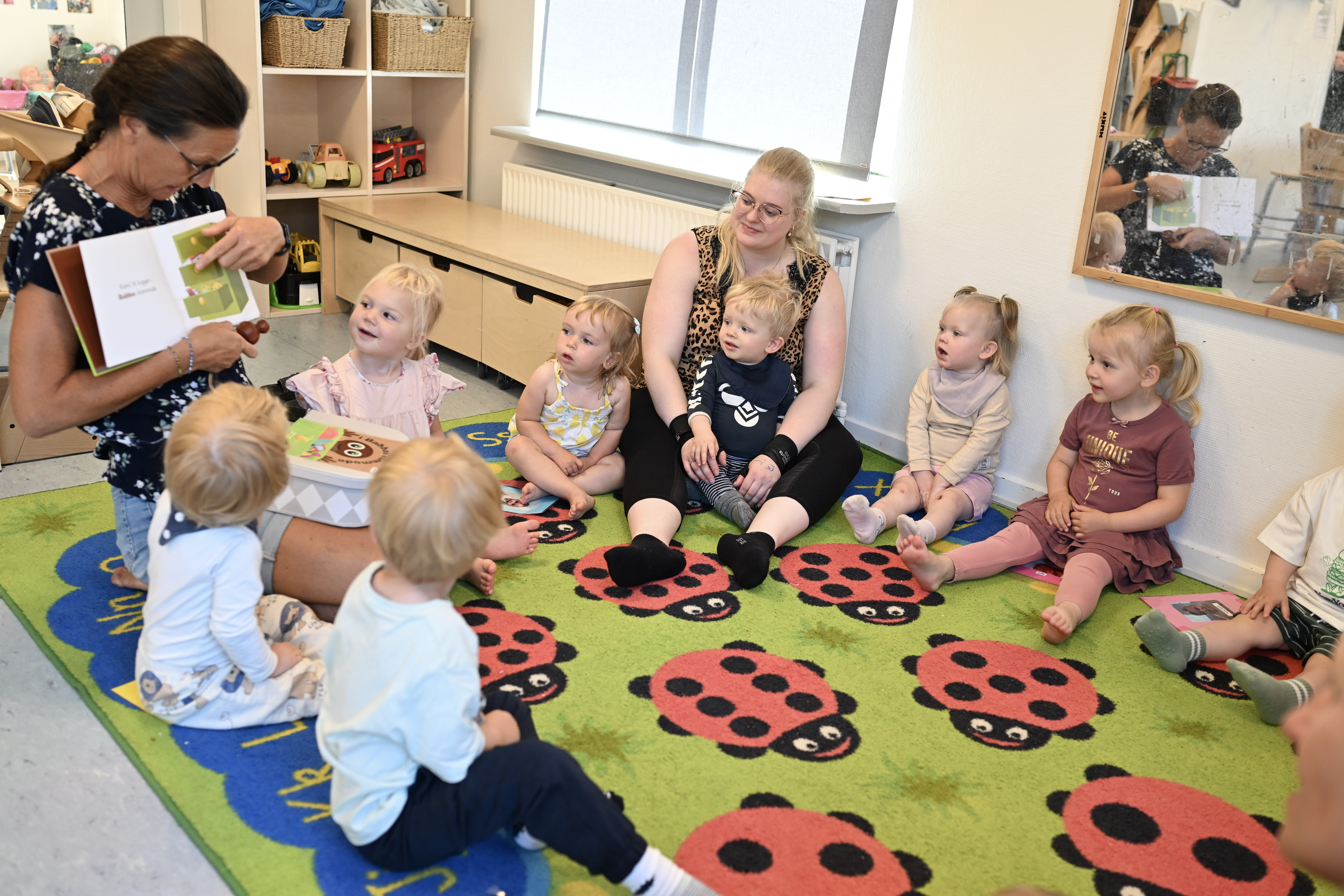 Vuggestuebørn holder samling