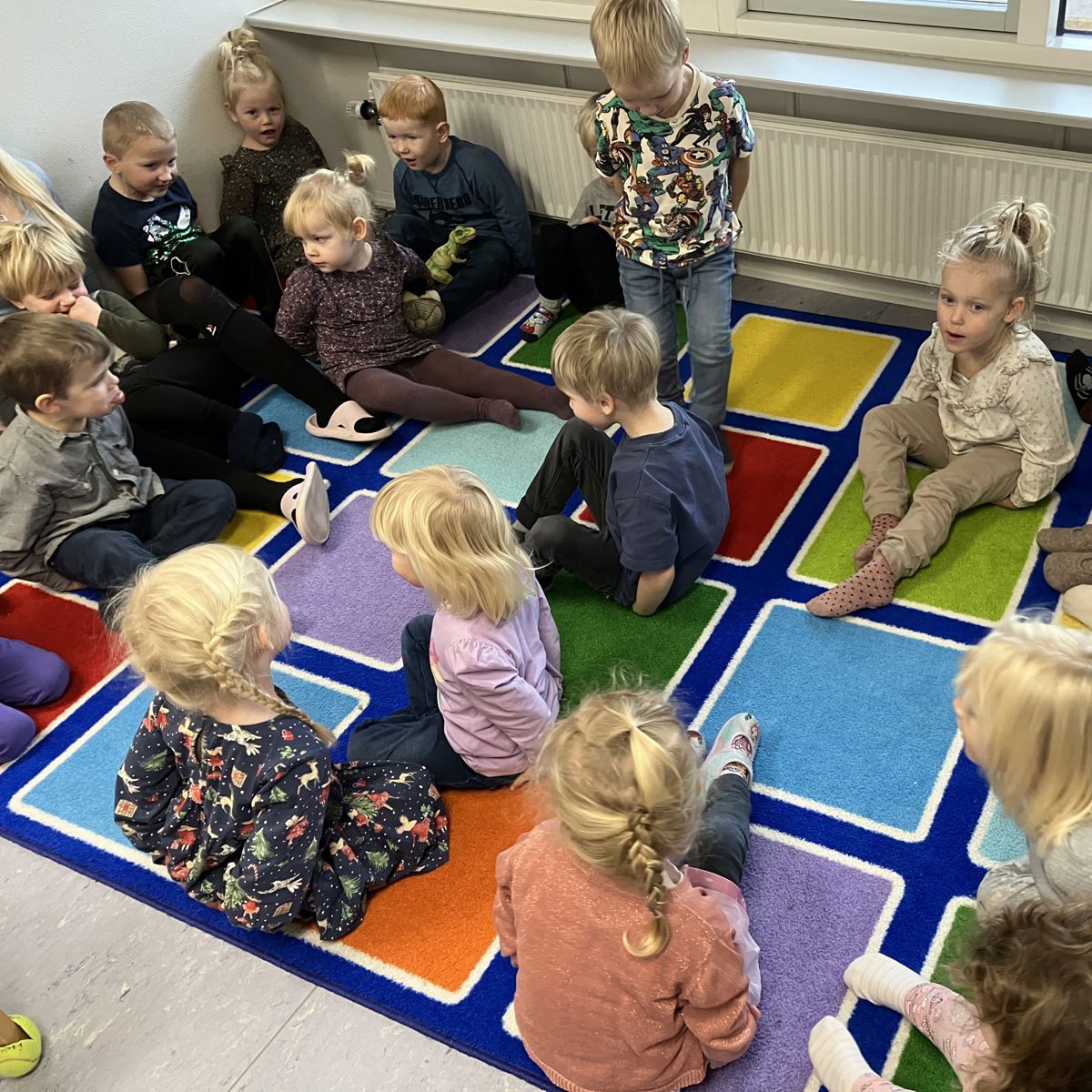 Børn i Børnehuset Svalereden