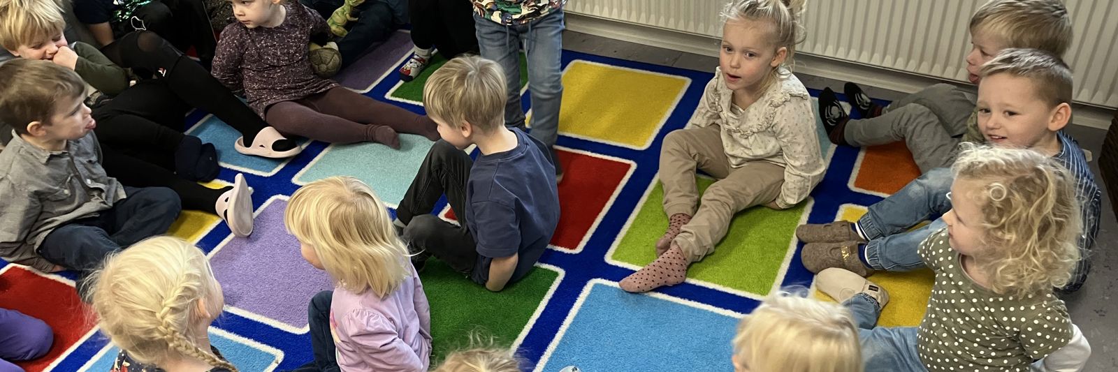 Børn i Børnehuset Svalereden